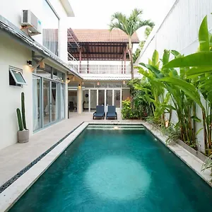 Maya Villa