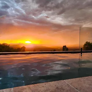 Luxurious Hinterland Retreat Heated Pool Gold Coast Hinterland Near Lamington National Park & O'reilly's Valley Vineyard , Canungra Australia